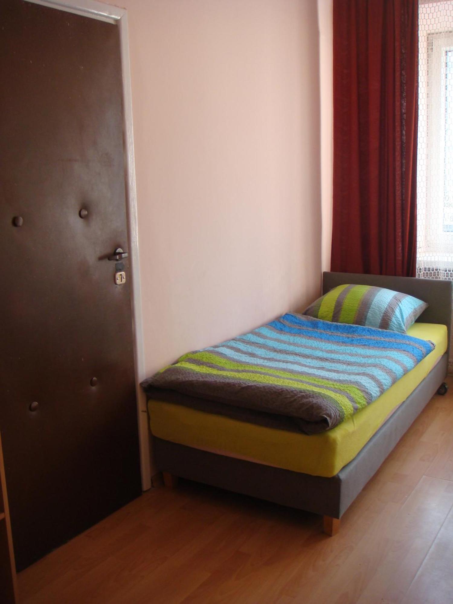 Hostel Omega 제수프 외부 사진