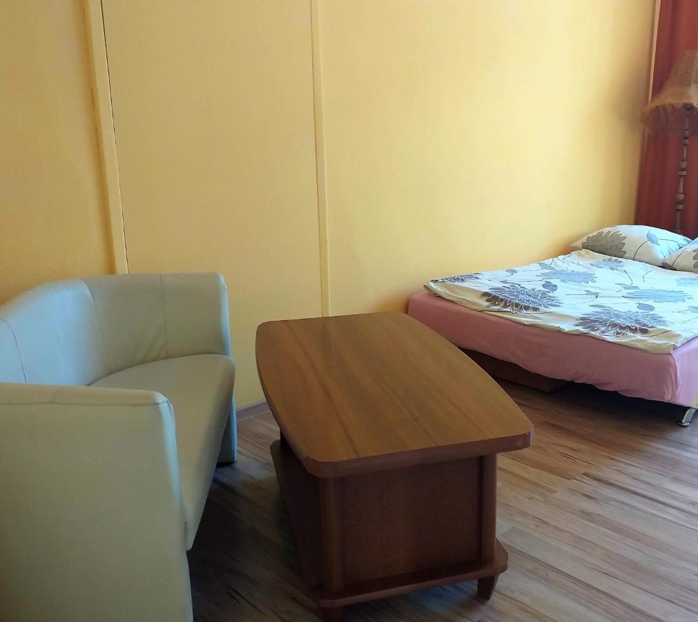 Hostel Omega 제수프 외부 사진